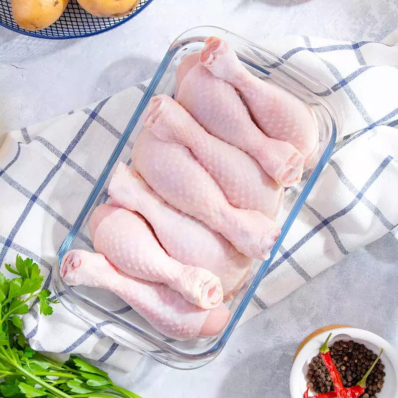 Охлажденная курица: Голень с кожей цыплят-бройлеров охлажденная, фото